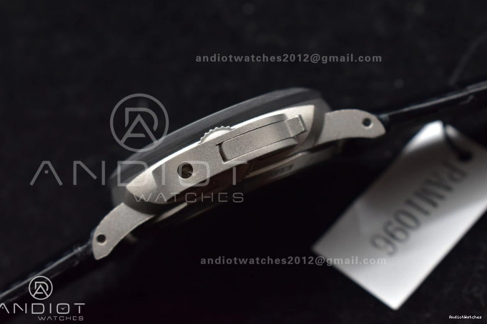 1:1 Dial UrbanStyle PAM1096 Super Best Luminor Titanium W Clone VSF P.9011 on Strap 986 GMT Edition 42mm Black Black Leather 0514